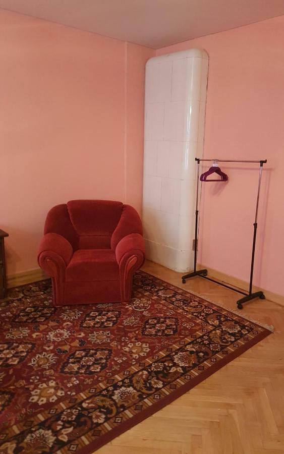 Ebu 28 Apartment Riga Exterior photo
